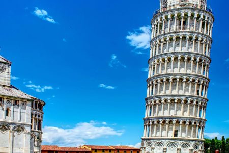 piazza dei miracoli leaning tower