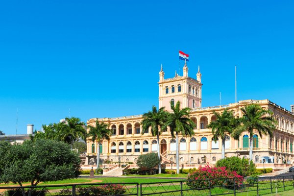 Tour a Paraguay e Iguazú: 7 Días de Historia y Naturaleza